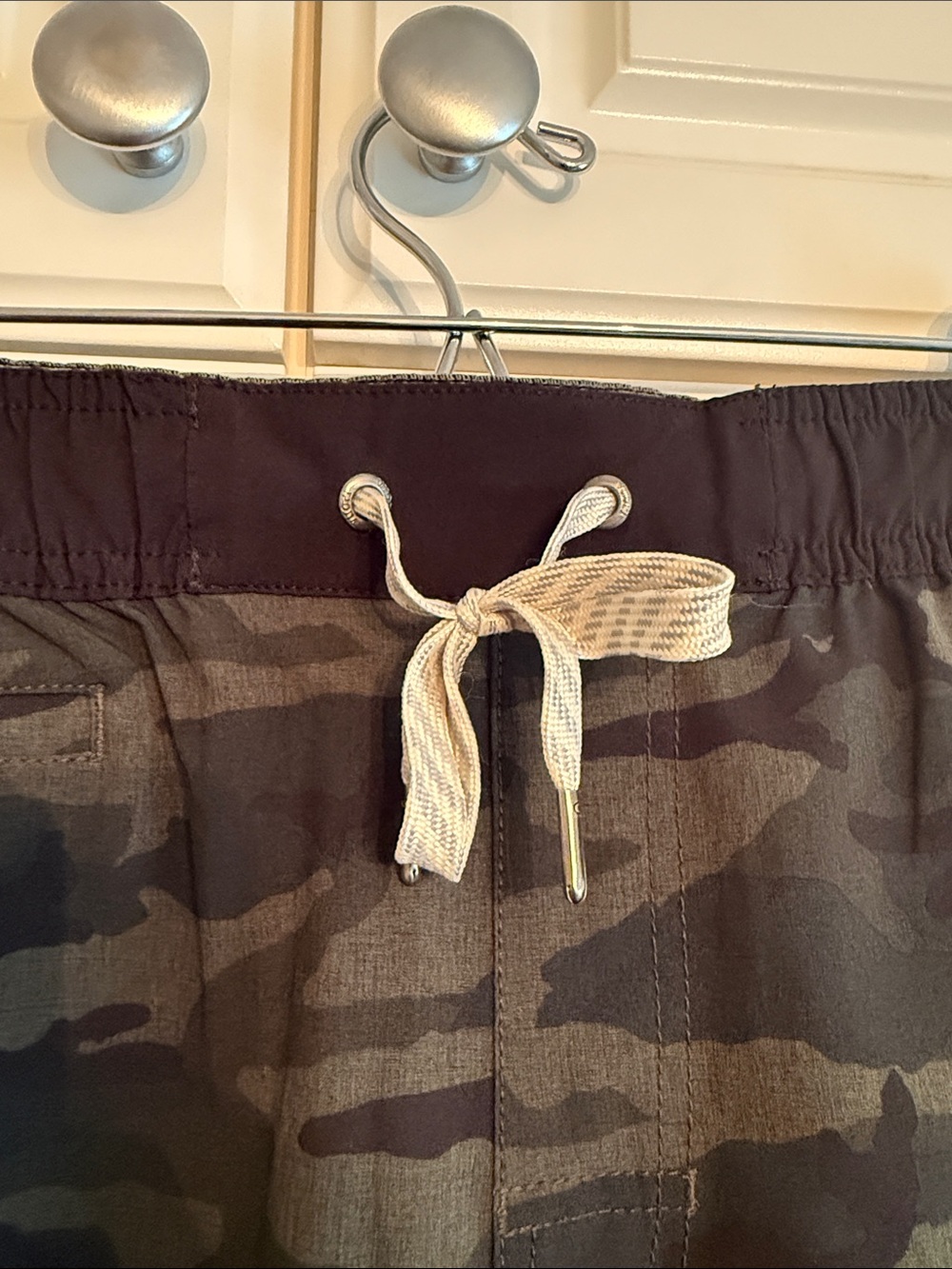 Vuori Men's Multi Shorts size medium - Picture 4 of 8